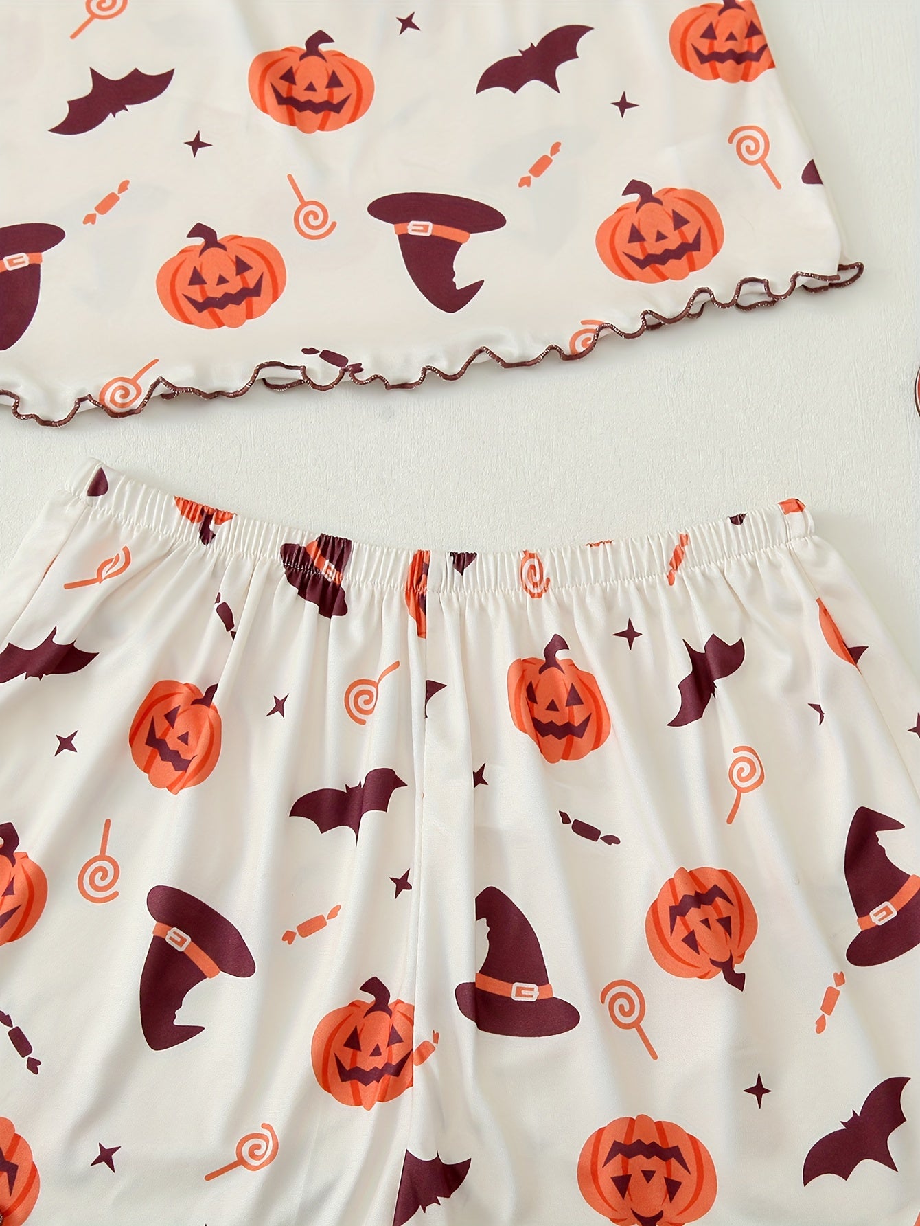 Women's Jack-O-Lantern & Witch Hat Print Pajama Set