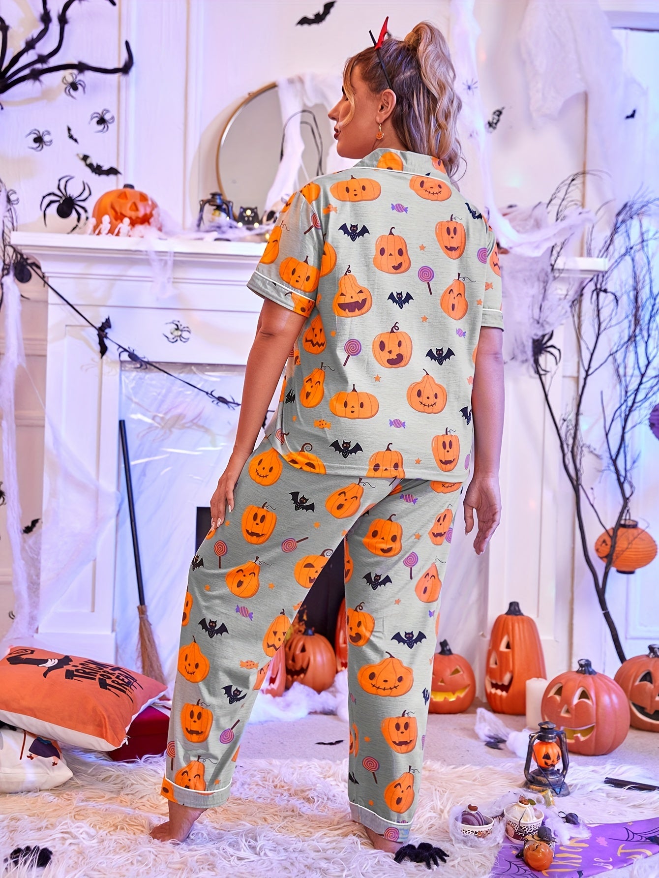 Over-Sized Halloween Pumpkin & Bat Print Pajama Set